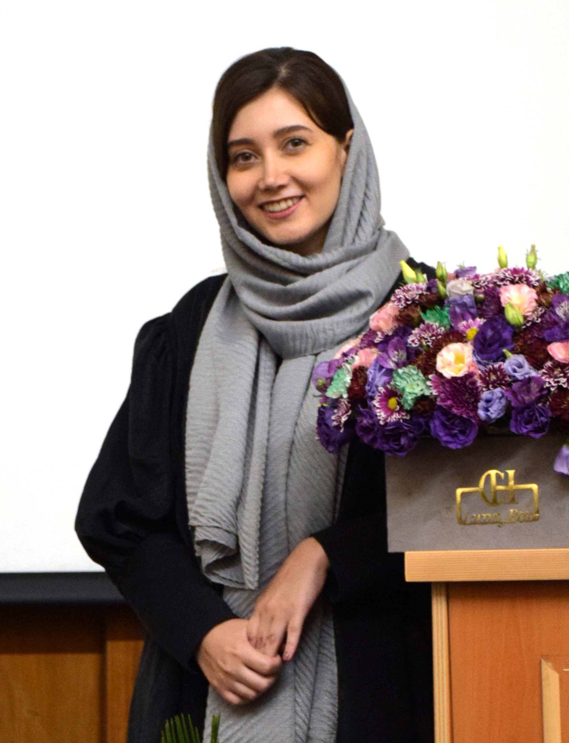 دکتر صدف آقایی